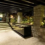 Hotel Victoria - Maison Caerdinael Durbuy
