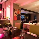 Hotel Victoria - Maison Caerdinael 4*