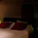 Victoria - Maison Caerdinael 4* デュルビュイ
