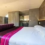 Victoria - Maison Caerdinael 4*
