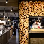 Victoria - Maison Caerdinael 4*