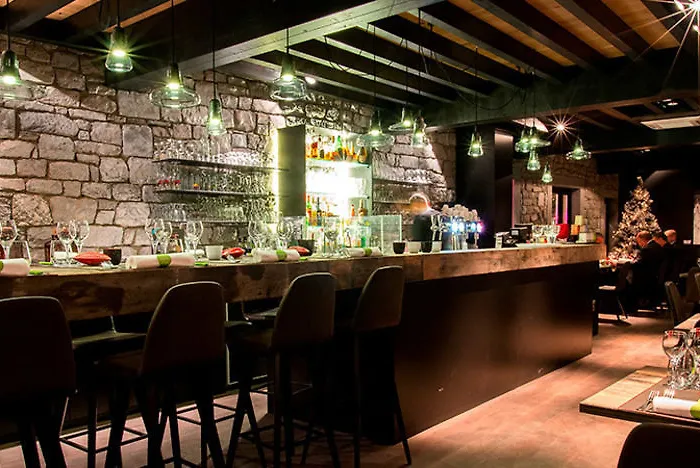 Victoria - Maison Caerdinael 4*