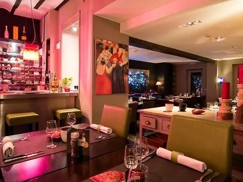 Hotel Victoria - Maison Caerdinael 4*