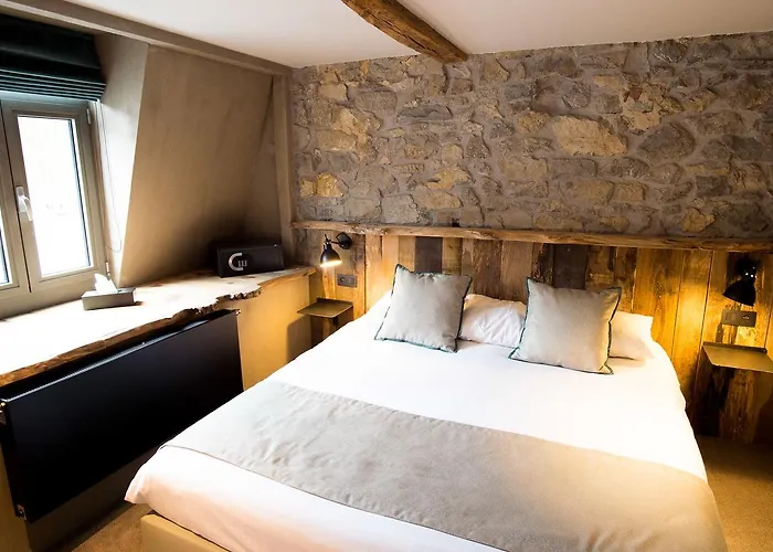 Victoria - Maison Caerdinael Hotell