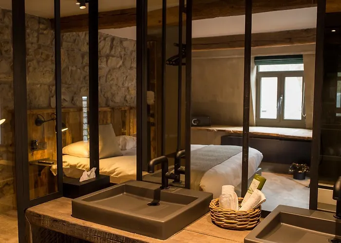 Victoria - Maison Caerdinael Hotel