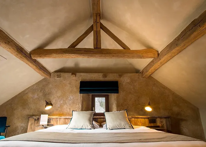 Hotel Victoria - Maison Caerdinael 4*