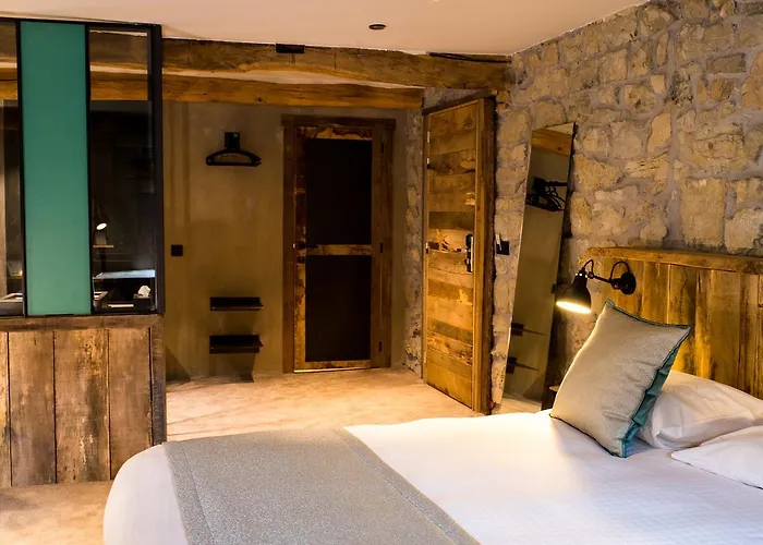 Hotell Victoria - Maison Caerdinael