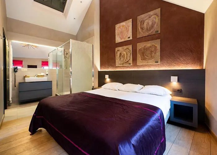 Victoria - Maison Caerdinael Hotell 4*