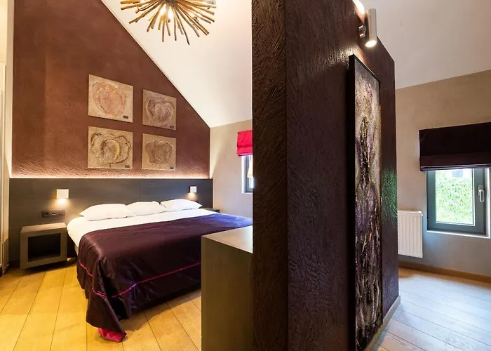 Hotel Victoria - Maison Caerdinael 4*